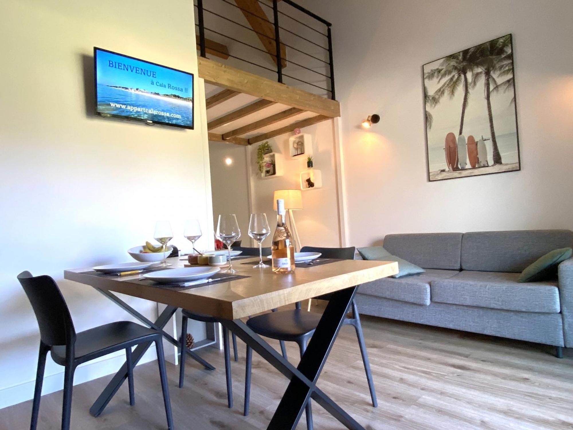 Fiori Di Cala Rossa Residence Hoteliere Lecci Bagian luar foto