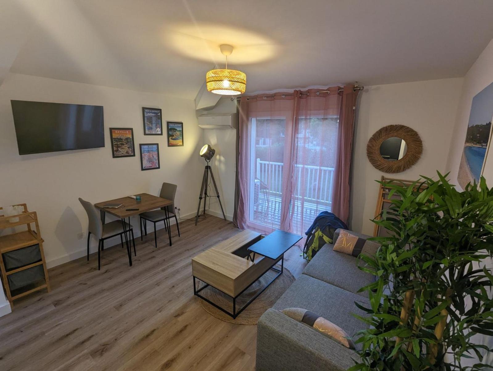 Fiori Di Cala Rossa Residence Hoteliere Lecci Bagian luar foto