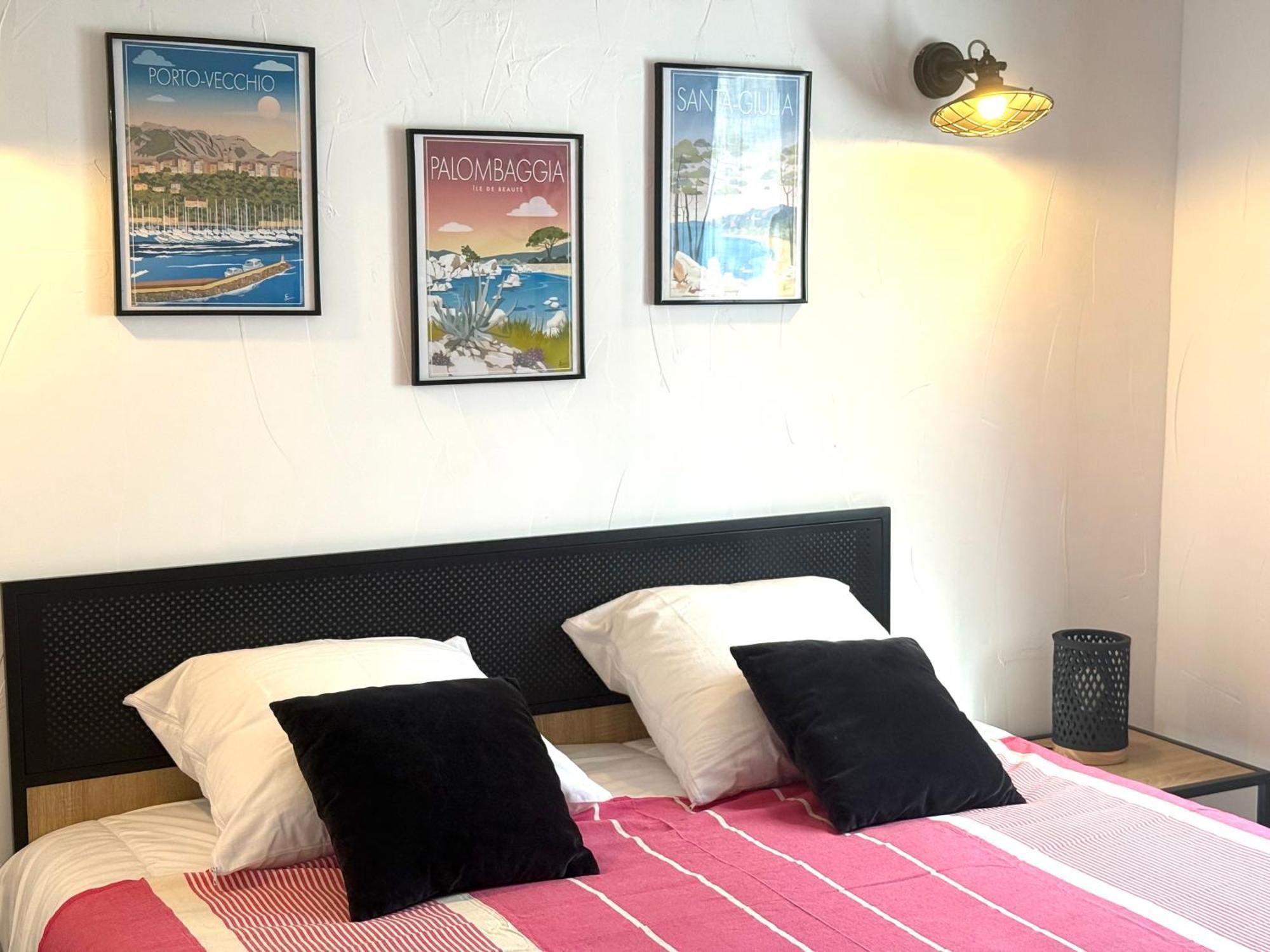 Fiori Di Cala Rossa Residence Hoteliere Lecci Bagian luar foto